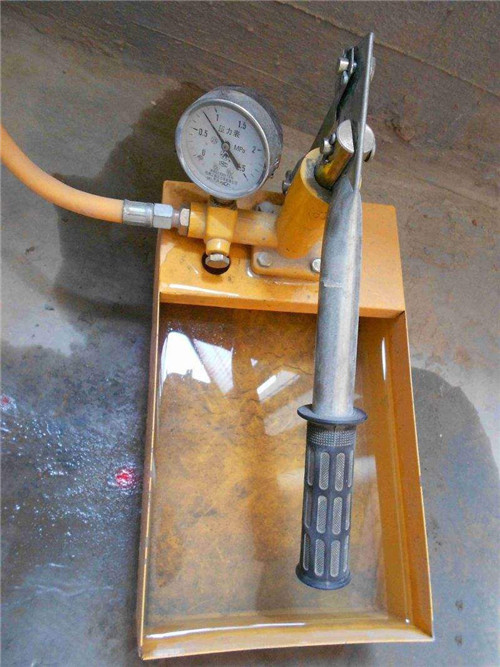 水管试压多少公斤是正常的 (水管试压多少在合格范围 水管打压12公斤是几个压)