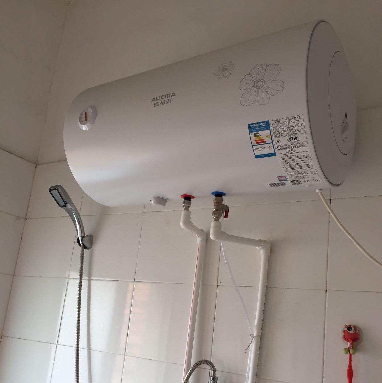 燃气热水器不出热水的原因及解决办法 (燃气热水器不能打火怎么办 燃气热水器打不着火是什么原因)