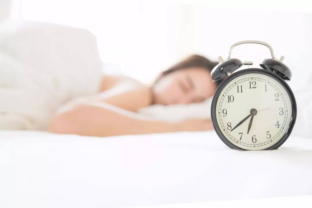睡眠对身高有多大影响 为什么早熟影响身高
